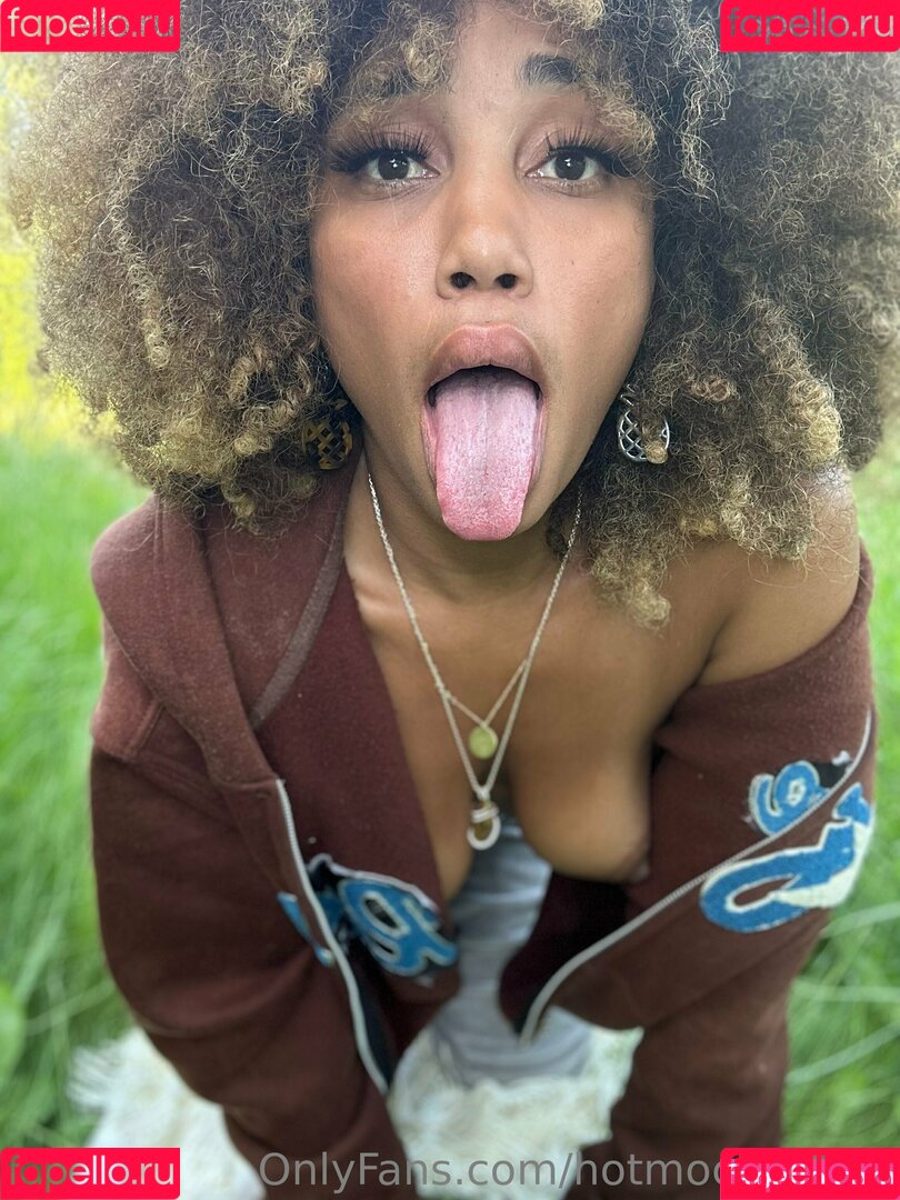 Hotmochababy Onlyfans Photo Gallery 