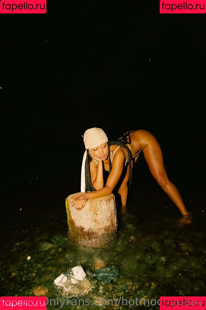 Hotmochababy Onlyfans Photo Gallery 