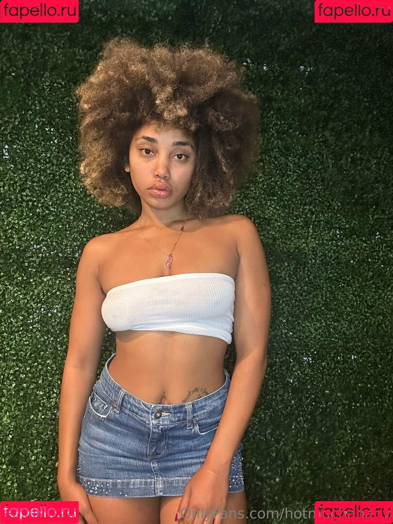 Hotmochababy Onlyfans Photo Gallery 