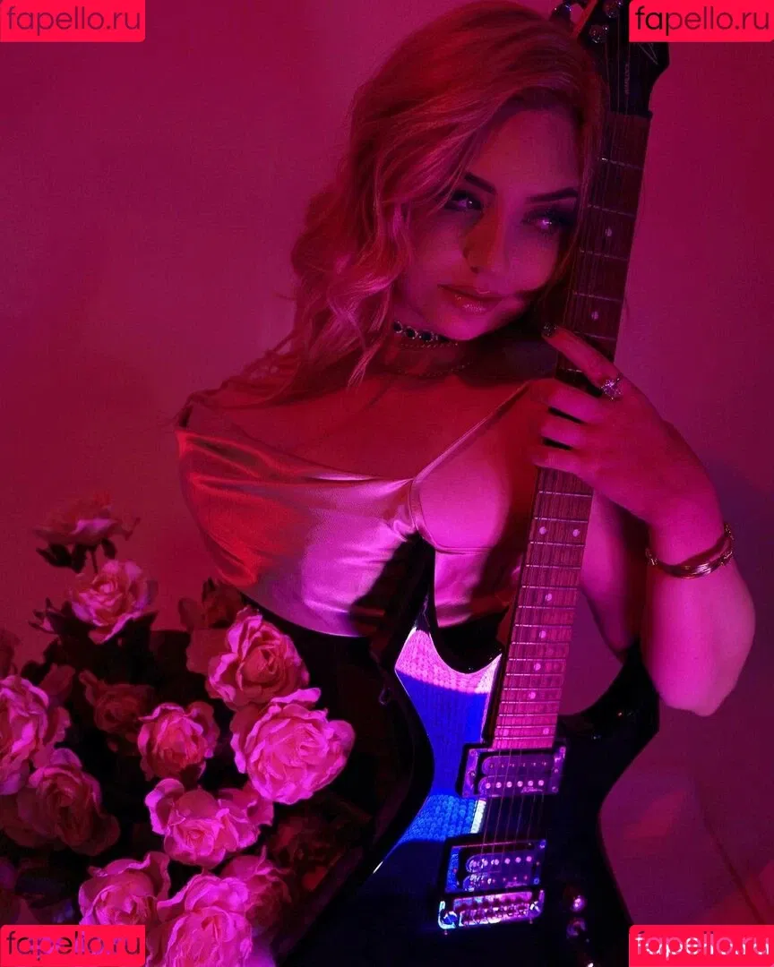Joanne Rose Onlyfans Photo Gallery 