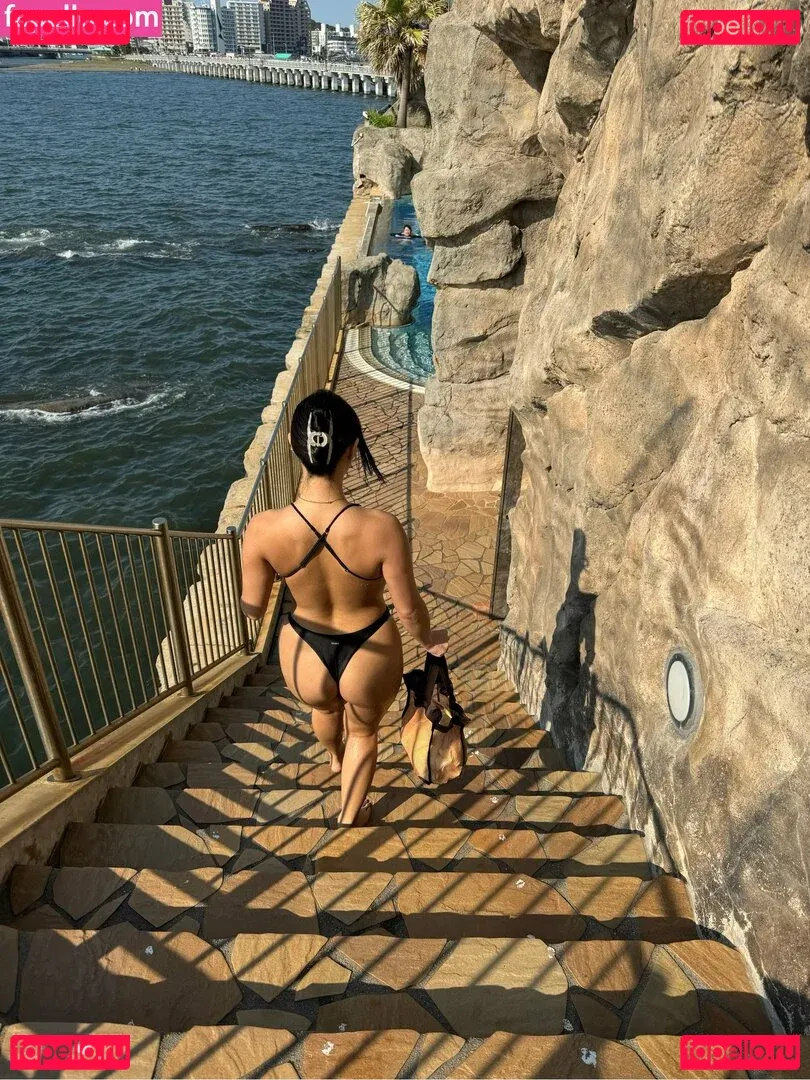 Rose Melle Onlyfans Photo Gallery 