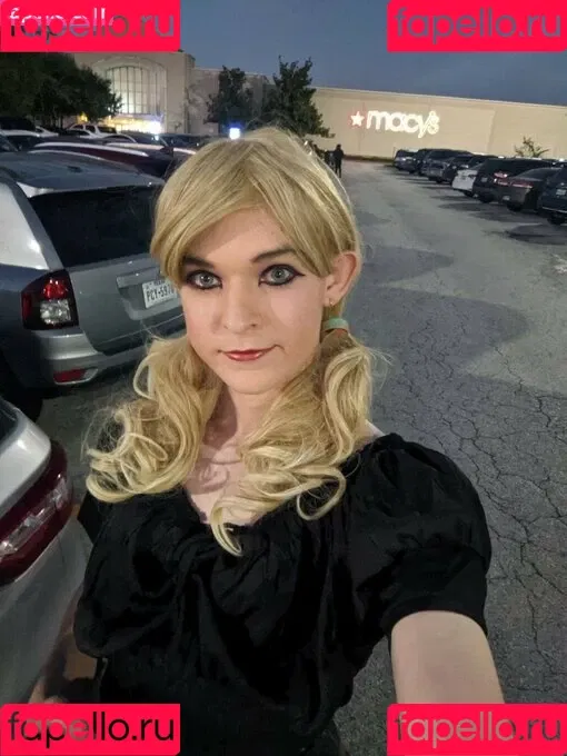 Wendy B. Onlyfans Photo Gallery 