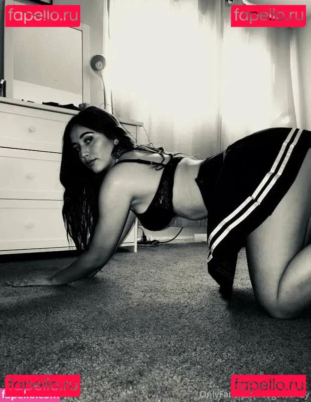 Wendy B. Onlyfans Photo Gallery 