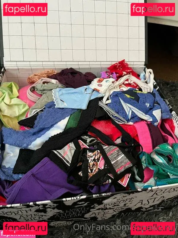 Wendy B. Onlyfans Photo Gallery 