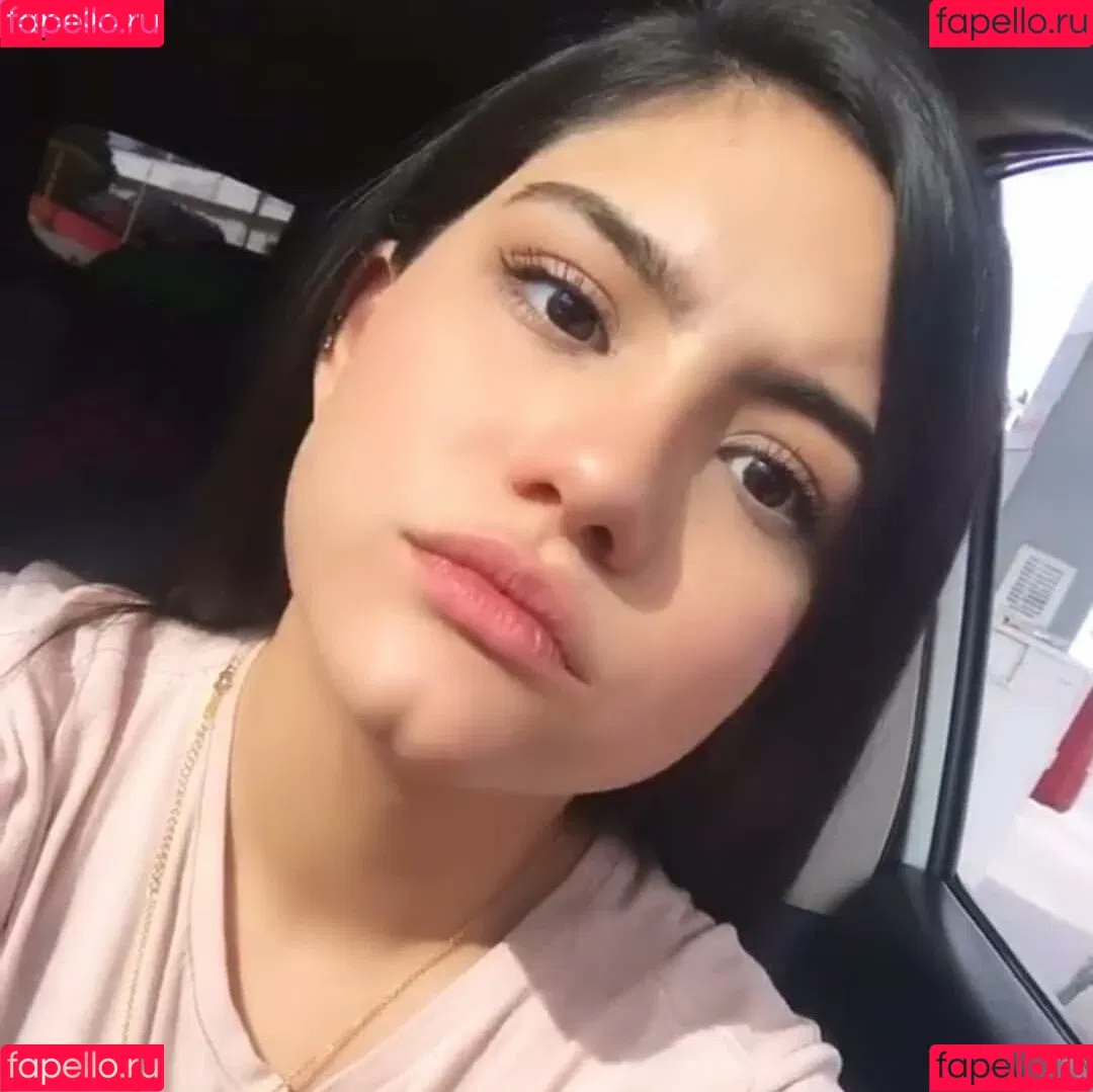 Isabel Neru Onlyfans Photo Gallery 