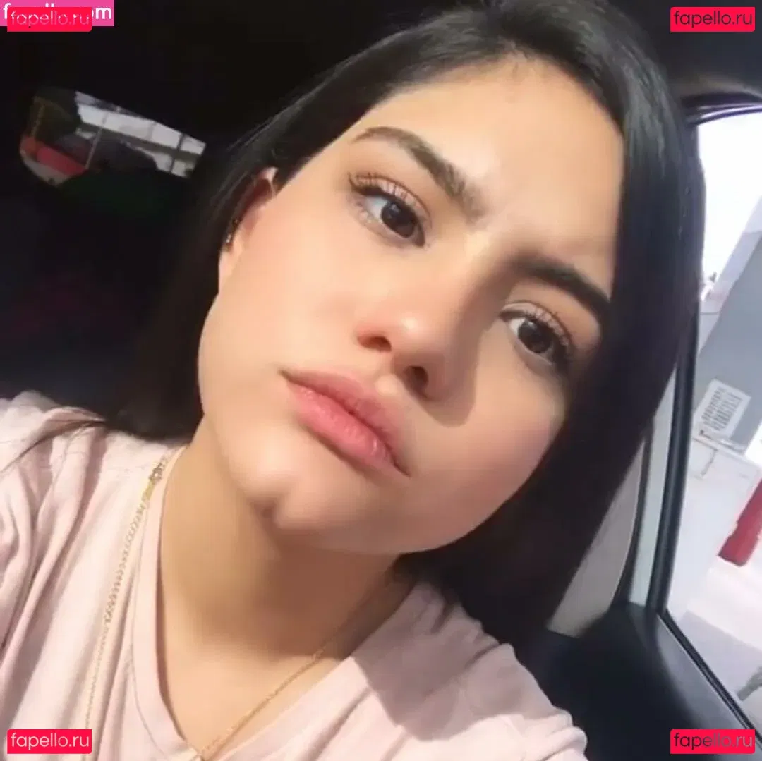 Isabel Neru Onlyfans Photo Gallery 