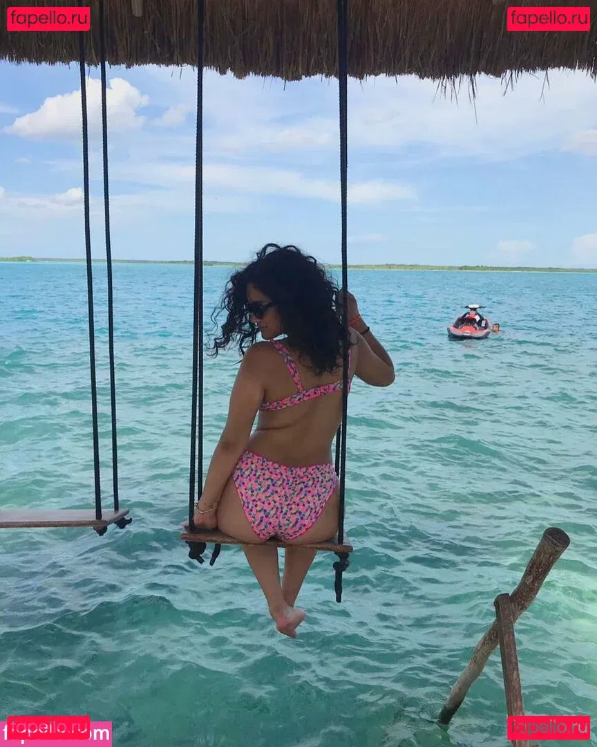 Isabel Neru Onlyfans Photo Gallery 