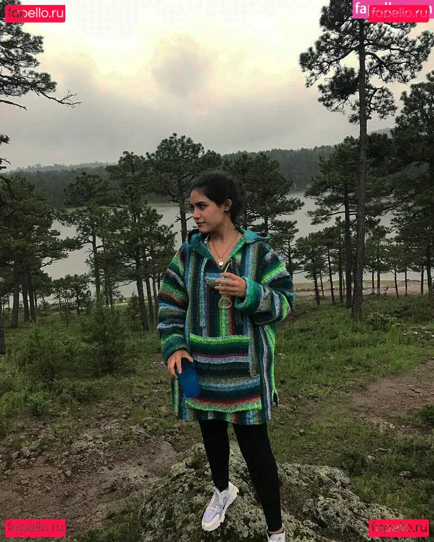 Isabel Neru Onlyfans Photo Gallery 