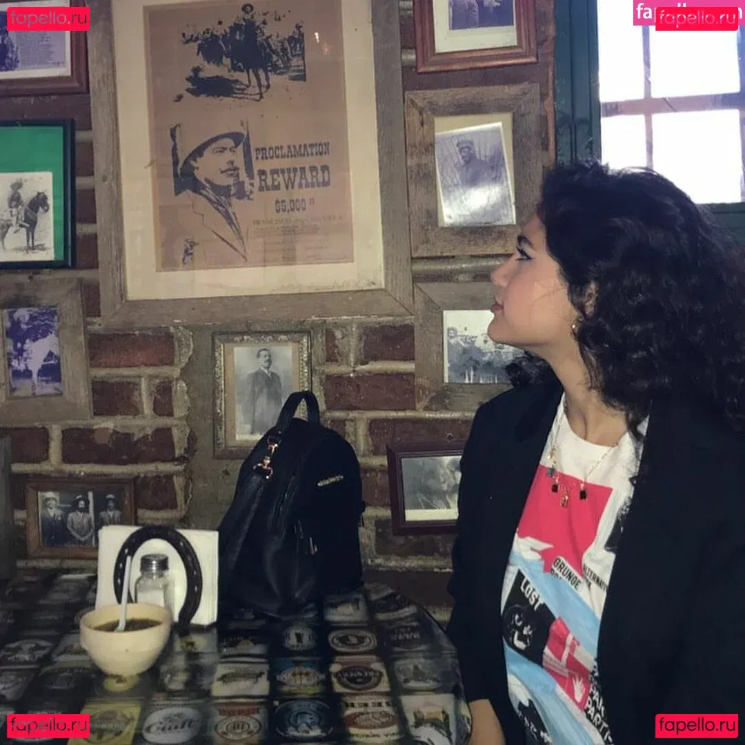 Isabel Neru Onlyfans Photo Gallery 