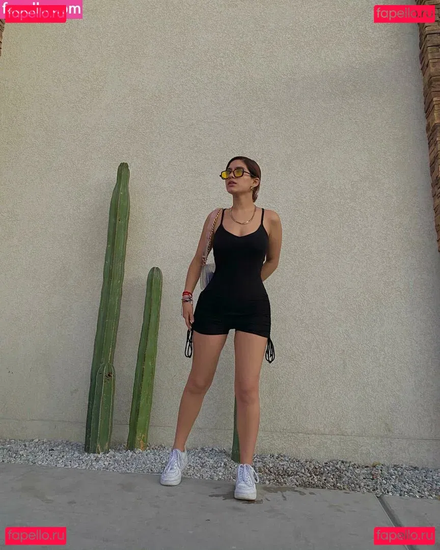 Isabel Neru Onlyfans Photo Gallery 