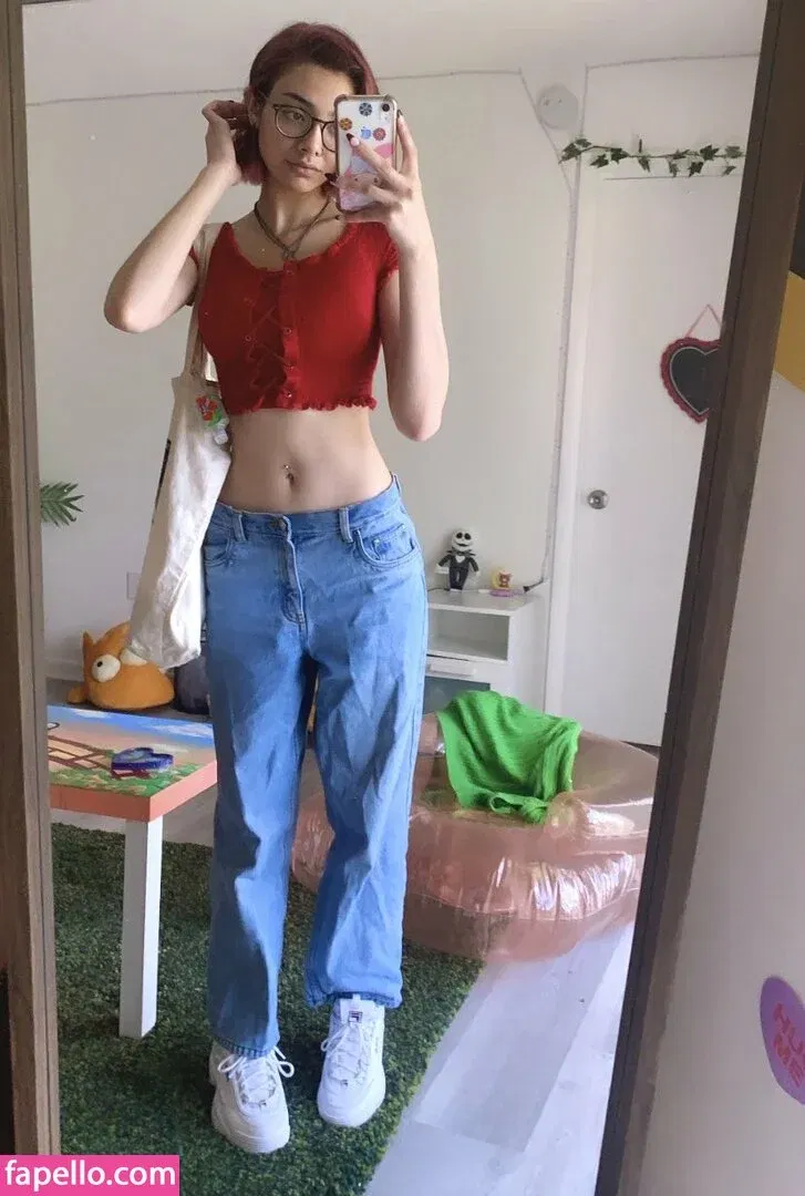 fullofbugss Onlyfans Photo Gallery 