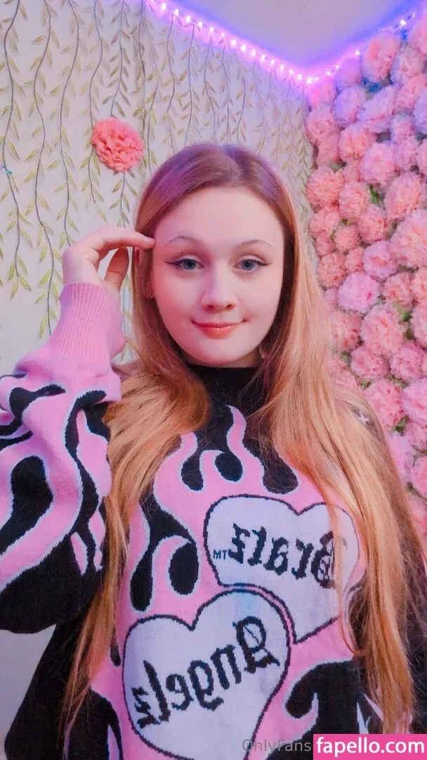 Miinuinu Onlyfans Photo Gallery 