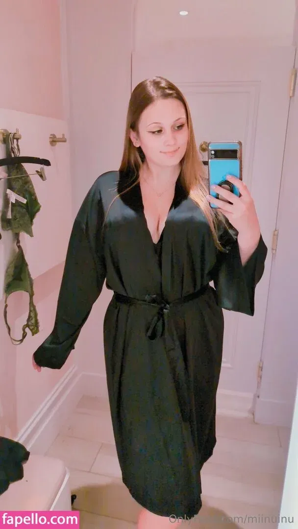 Miinuinu Onlyfans Photo Gallery 