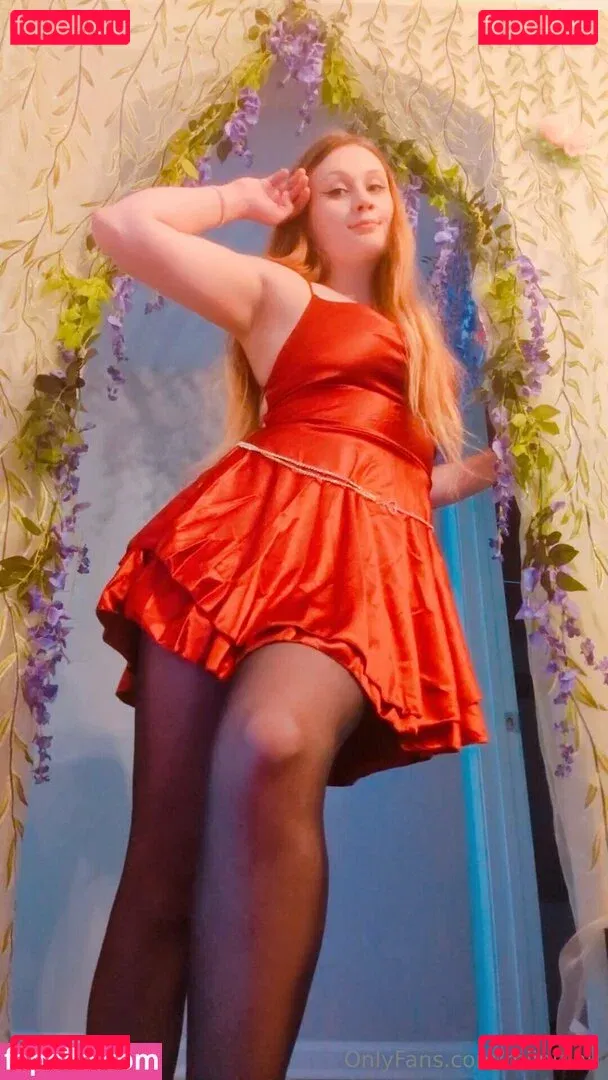 Miinuinu Onlyfans Photo Gallery 