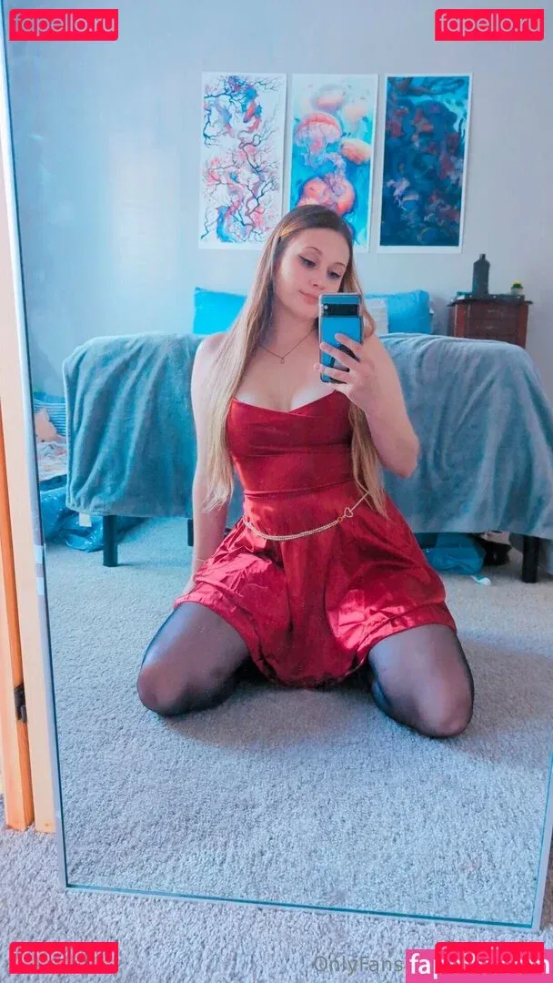 Miinuinu Onlyfans Photo Gallery 