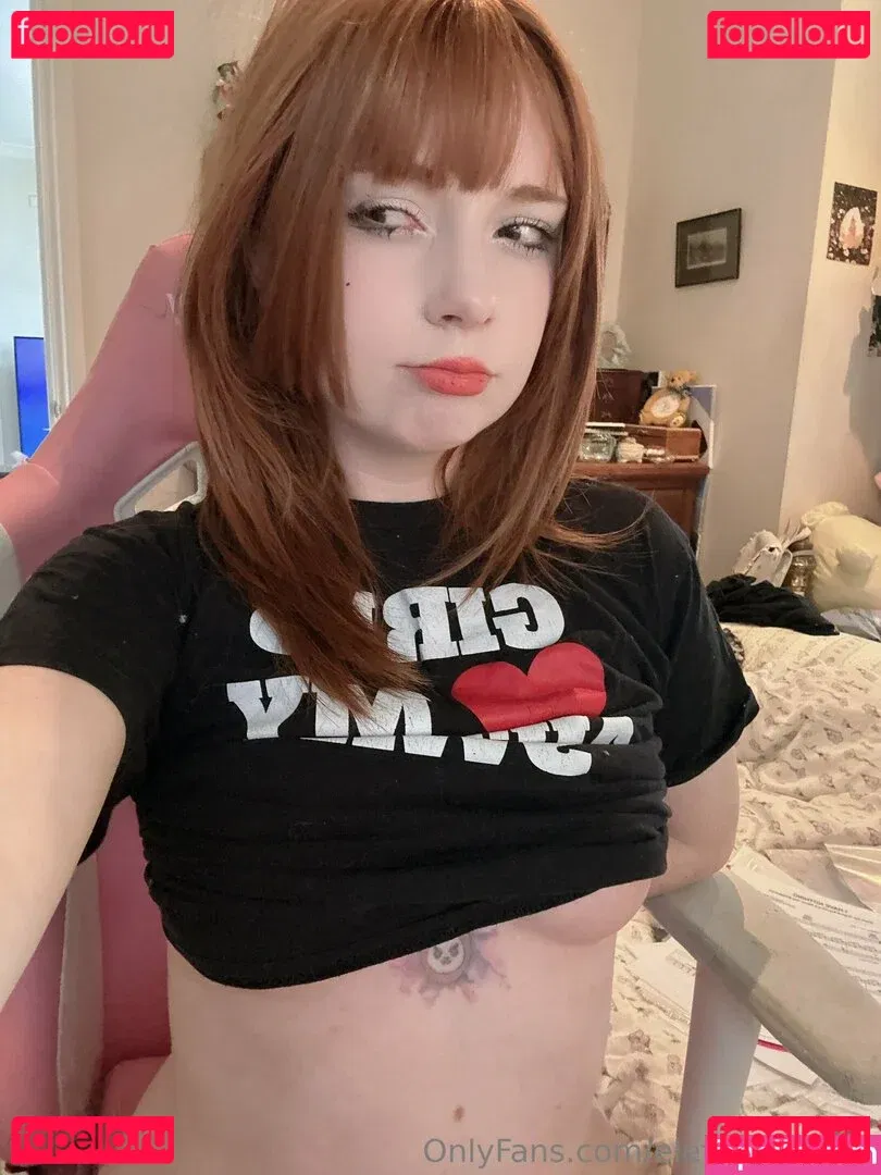 elefire_the_elf Onlyfans Photo Gallery 