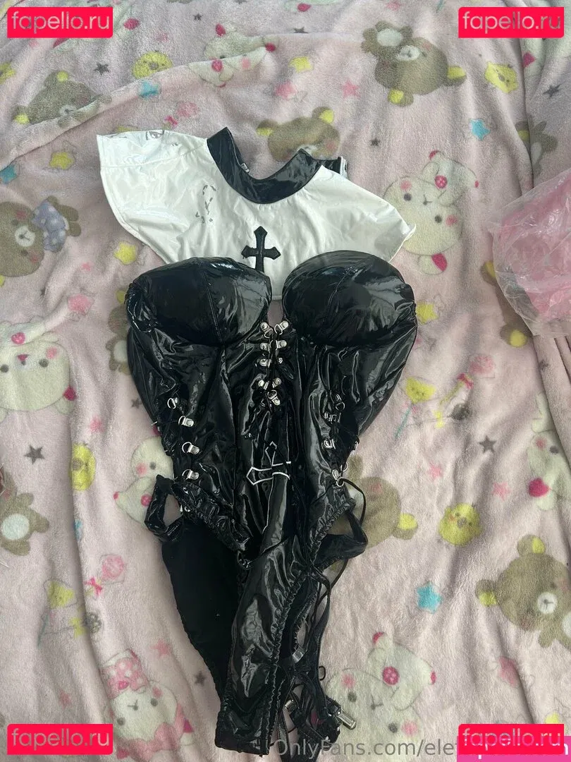 elefire_the_elf Onlyfans Photo Gallery 