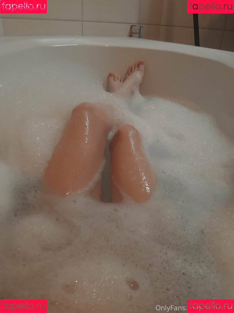 miamoar Onlyfans Photo Gallery 