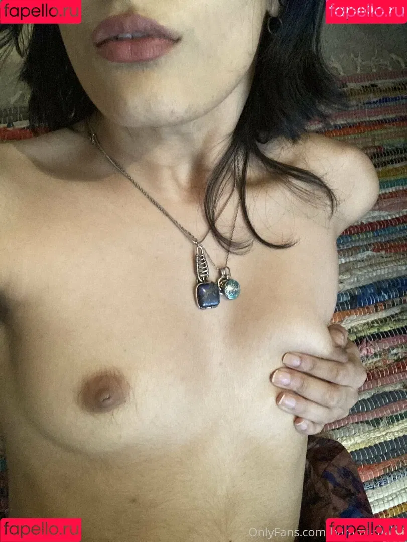 harami-mami Onlyfans Photo Gallery 