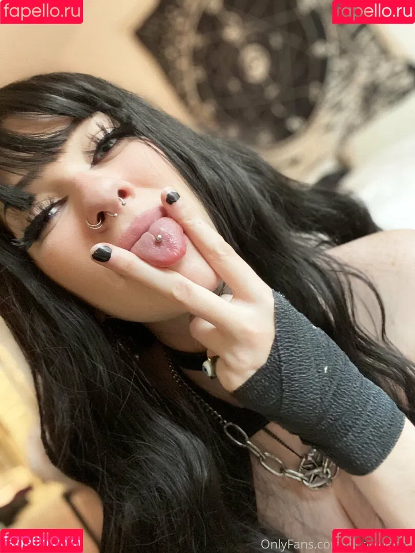 gothscumbag Onlyfans Photo Gallery 