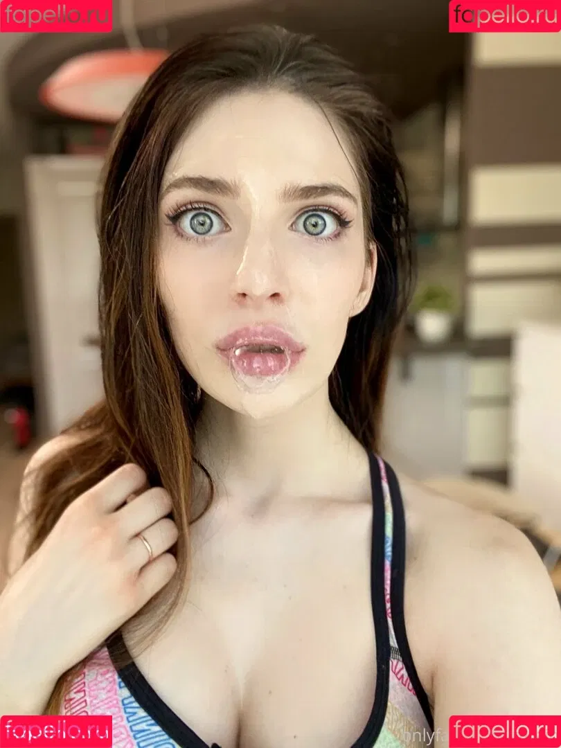 Little Rieslin Onlyfans Photo Gallery 