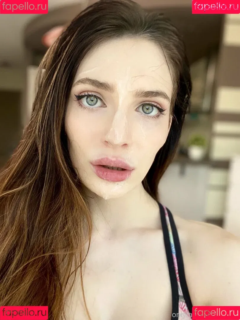 Little Rieslin Onlyfans Photo Gallery 