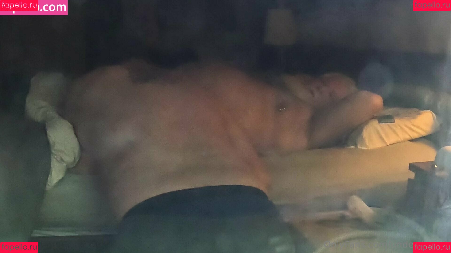 underthegut Onlyfans Photo Gallery 