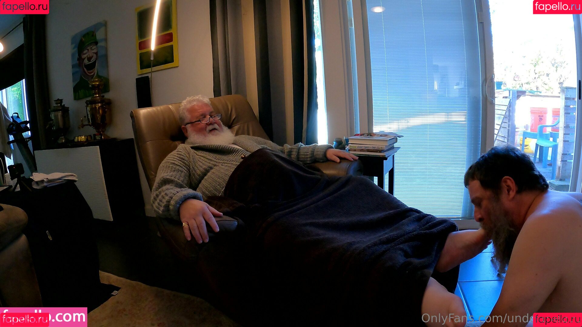 underthegut Onlyfans Photo Gallery 