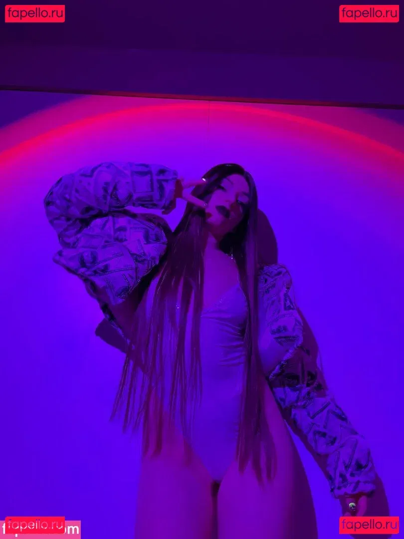 Nutellows Onlyfans Photo Gallery 