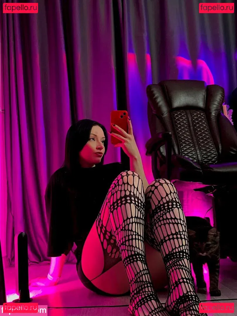 Nutellows Onlyfans Photo Gallery 