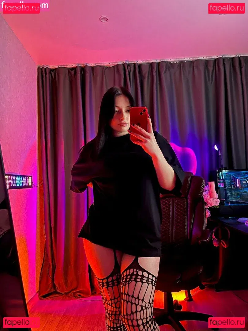 Nutellows Onlyfans Photo Gallery 