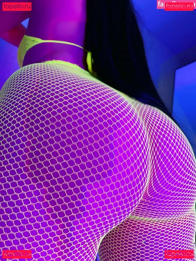 Nutellows Onlyfans Photo Gallery 