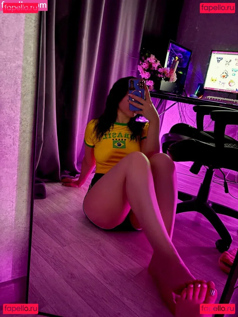 Nutellows Onlyfans Photo Gallery 