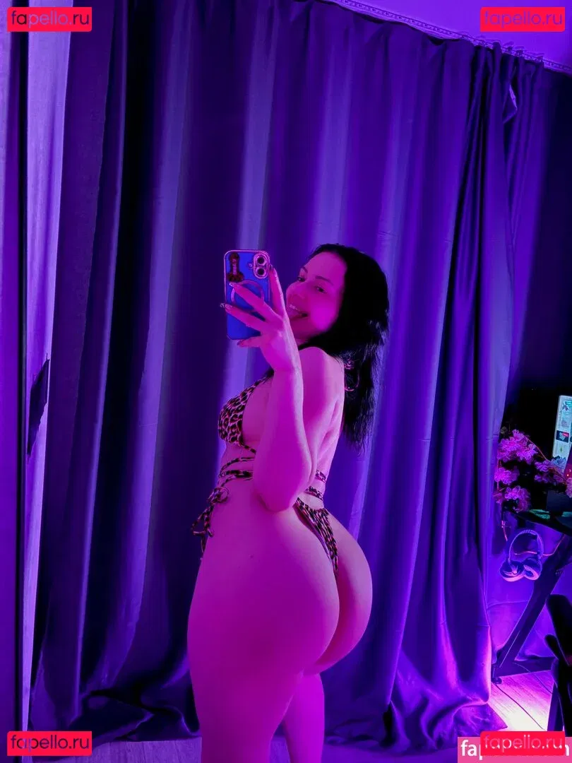 Nutellows Onlyfans Photo Gallery 