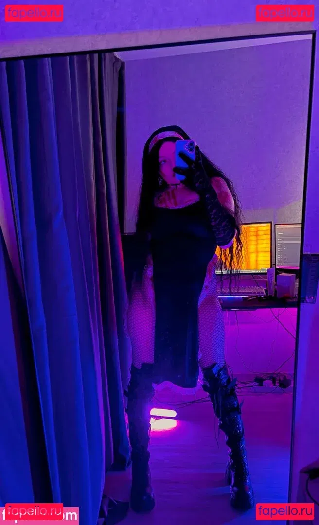 Nutellows Onlyfans Photo Gallery 