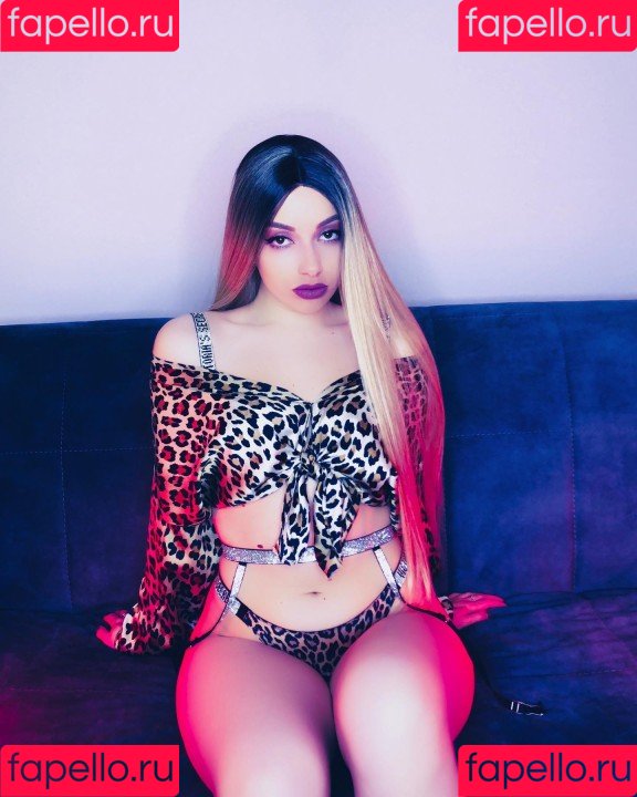 Nutellows Onlyfans Photo Gallery 