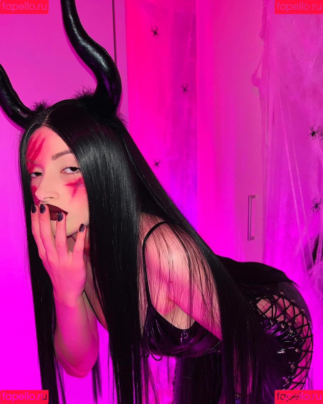 Nutellows Onlyfans Photo Gallery 