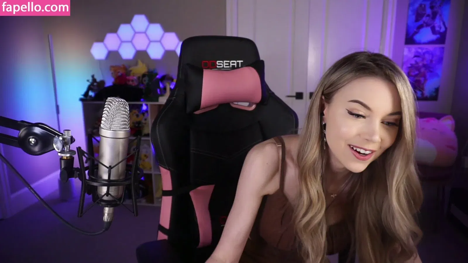 Dizzykitten Onlyfans Photo Gallery 