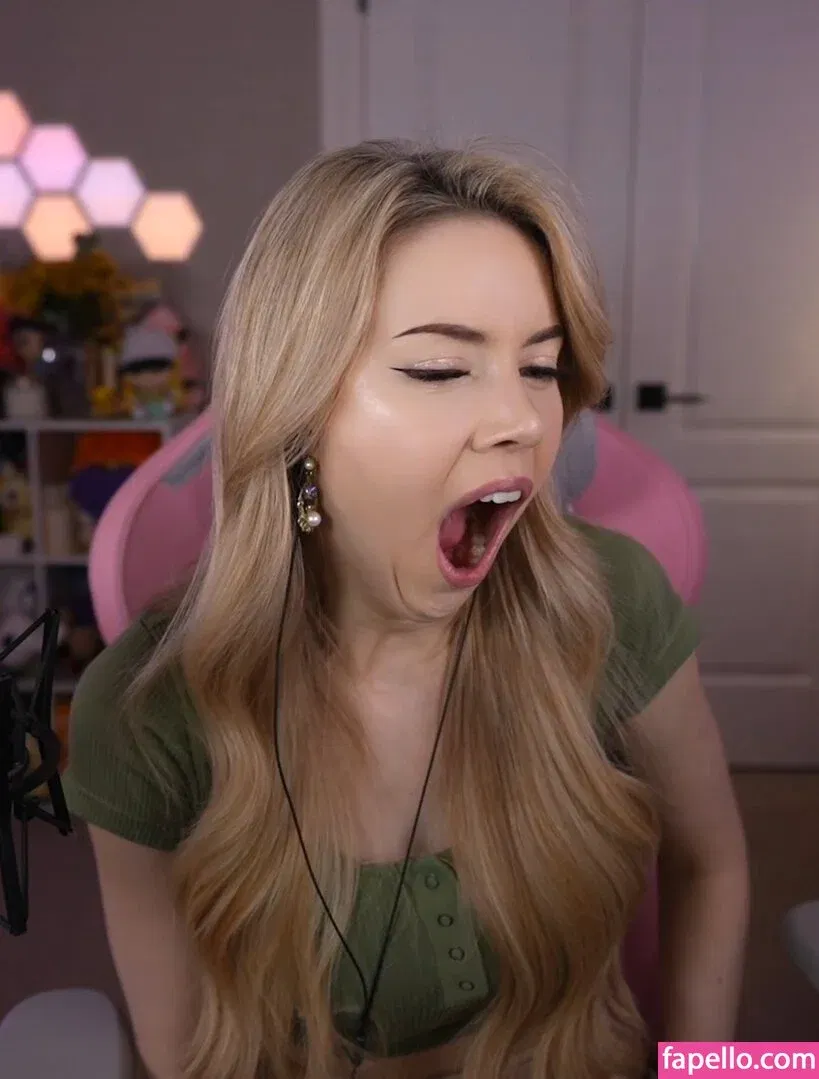 Dizzykitten Onlyfans Photo Gallery 