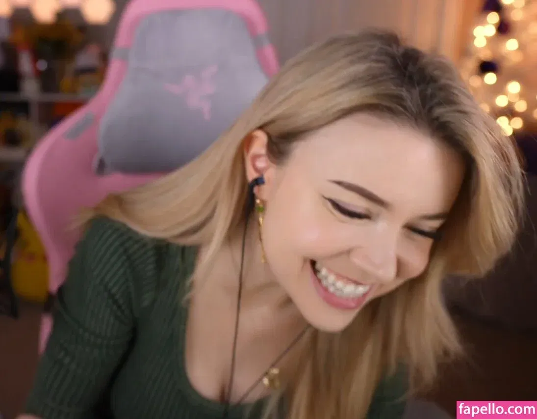 Dizzykitten Onlyfans Photo Gallery 