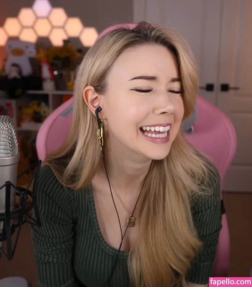 Dizzykitten Onlyfans Photo Gallery 