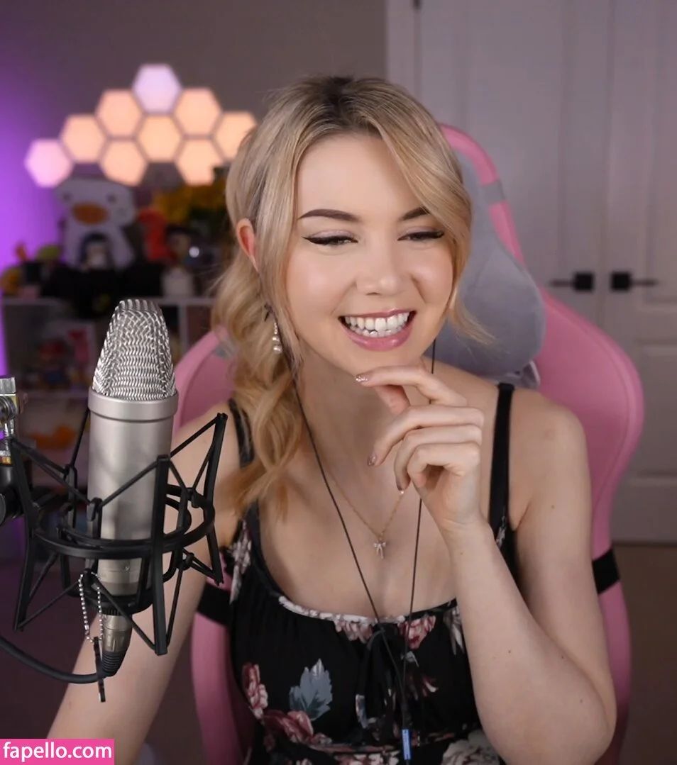 Dizzykitten Onlyfans Photo Gallery 