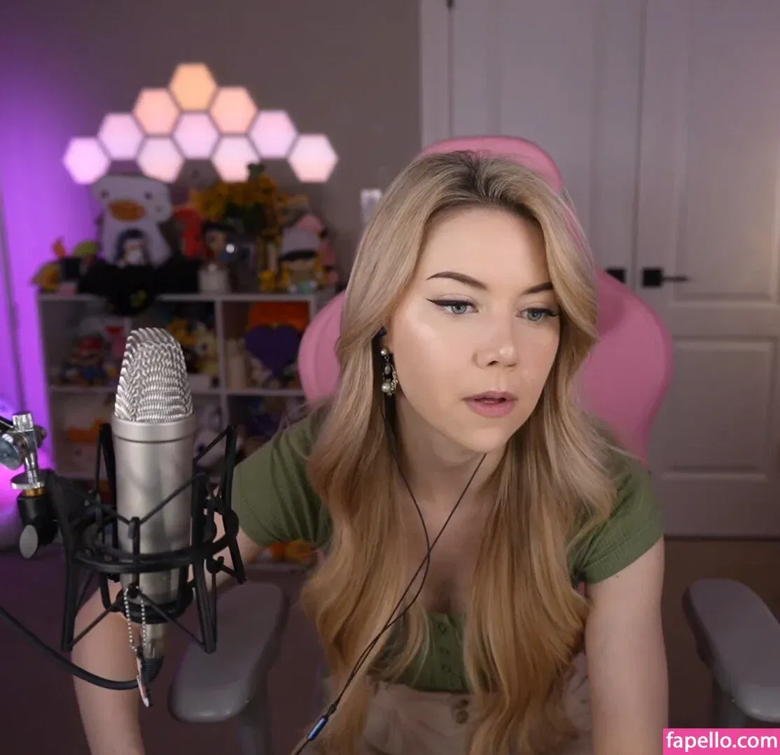 Dizzykitten Onlyfans Photo Gallery 