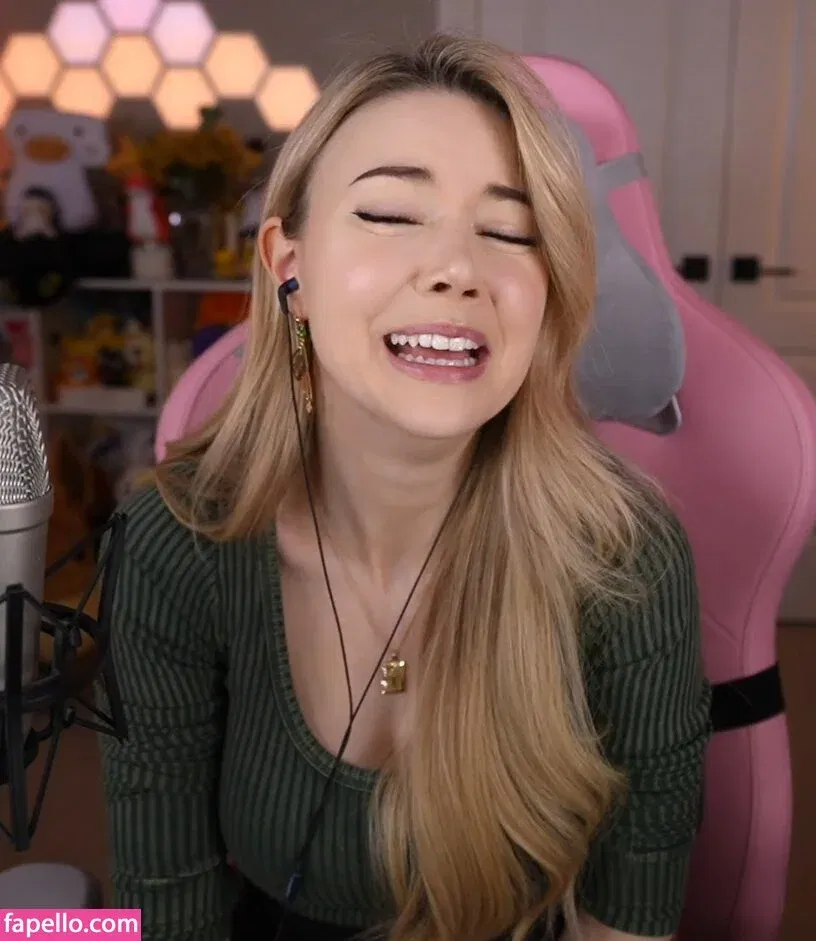 Dizzykitten Onlyfans Photo Gallery 