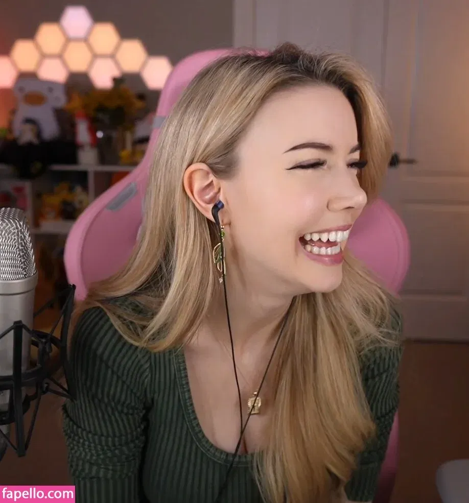 Dizzykitten Onlyfans Photo Gallery 