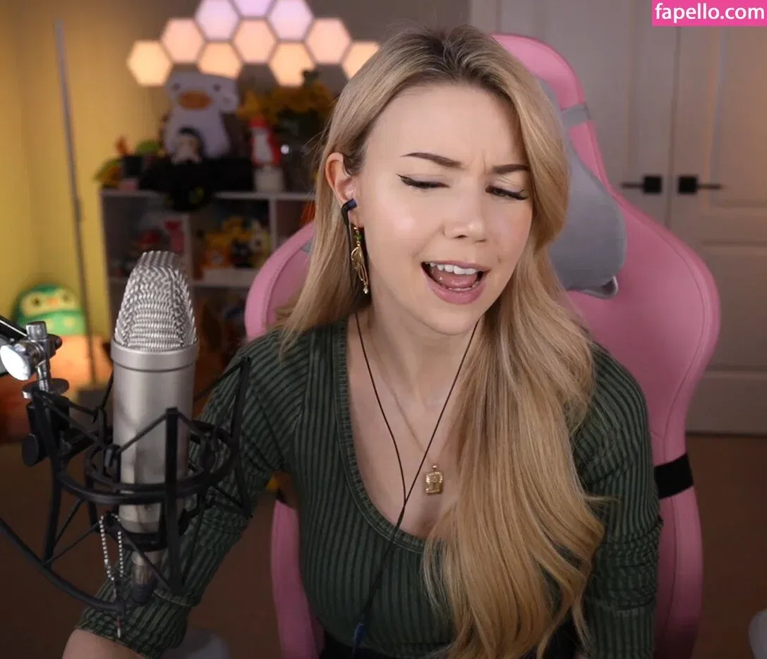 Dizzykitten Onlyfans Photo Gallery 