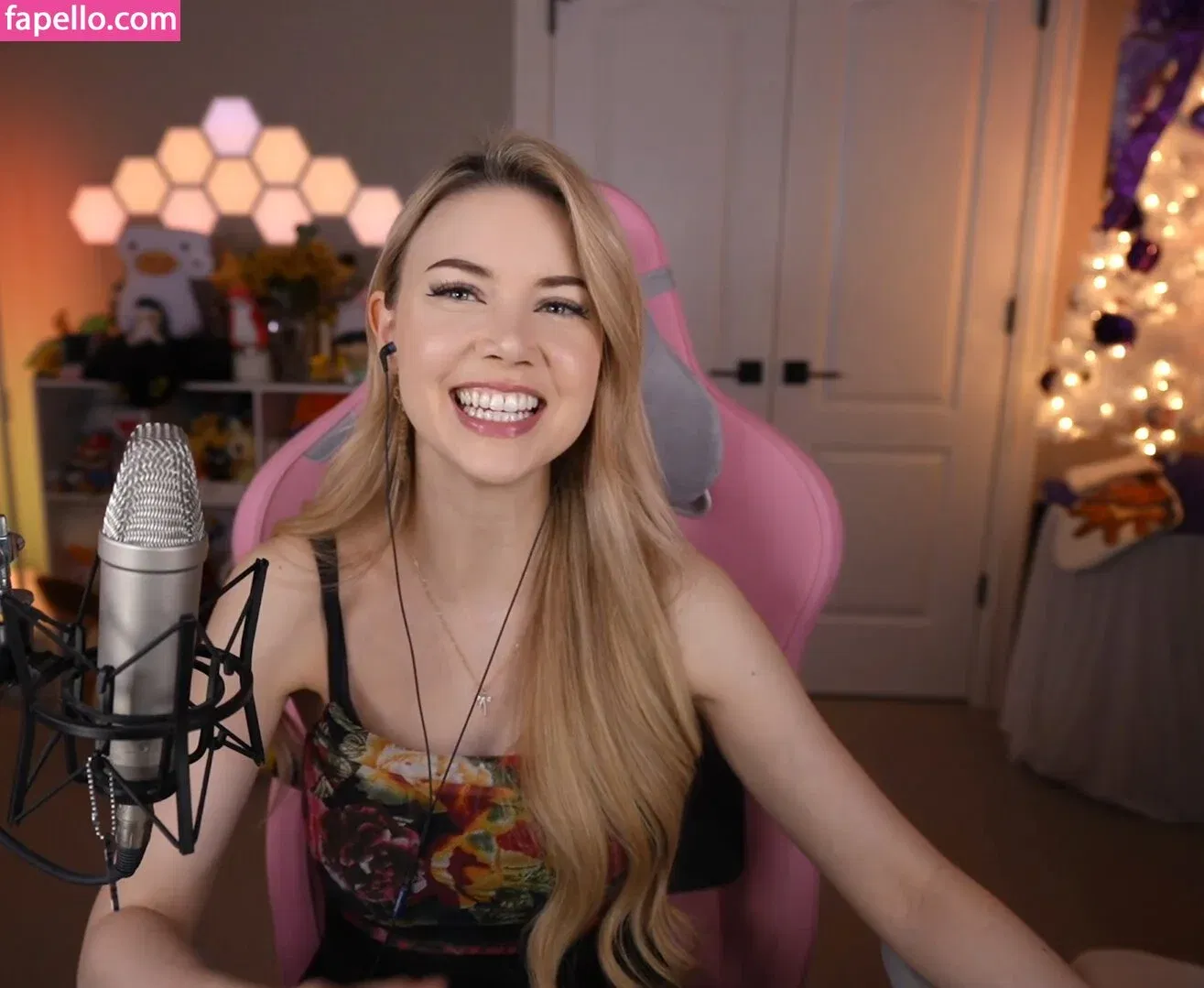 Dizzykitten Onlyfans Photo Gallery 