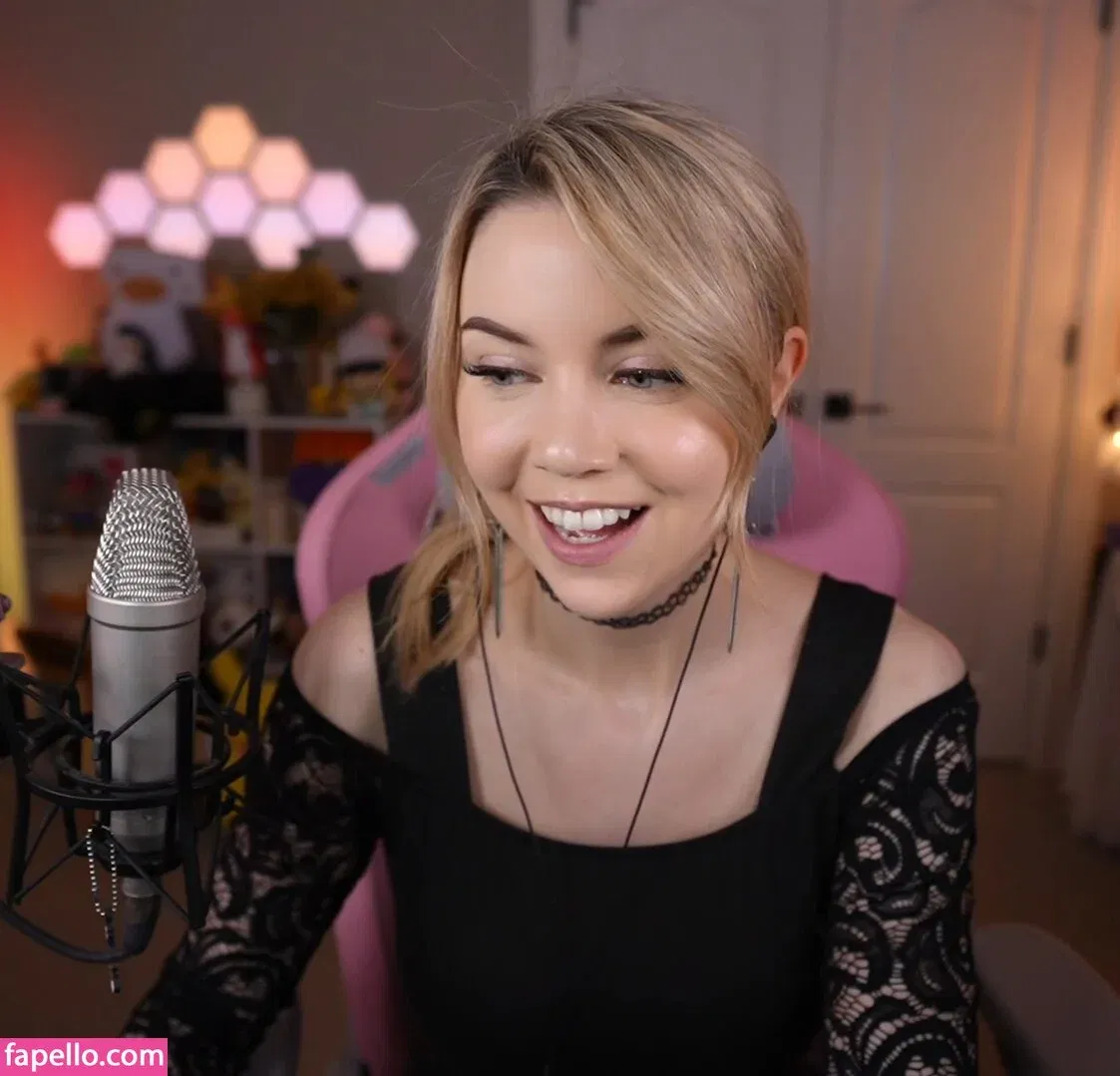 Dizzykitten Onlyfans Photo Gallery 