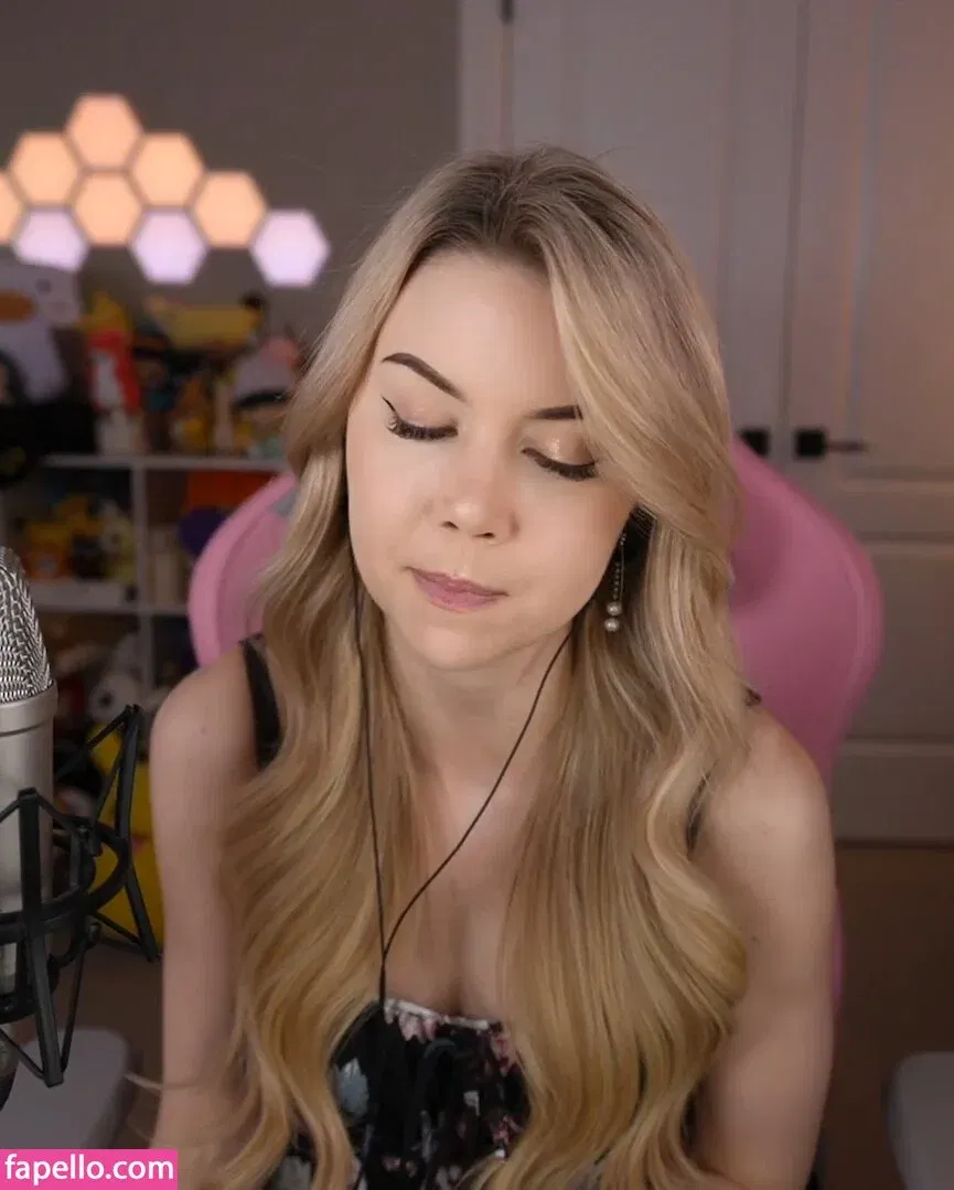 Dizzykitten Onlyfans Photo Gallery 