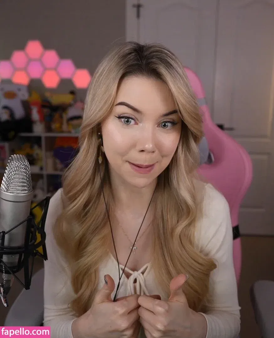 Dizzykitten Onlyfans Photo Gallery 